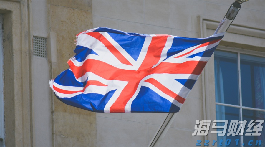 工行肥东支行开展助考便民志愿服务活动