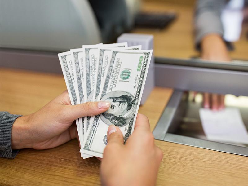 半导体行业库存逐步恢复 瑞银看好德州仪器(TXN.US)、瑞萨电子(RNECY.US)及英飞凌(IFNNY.US)